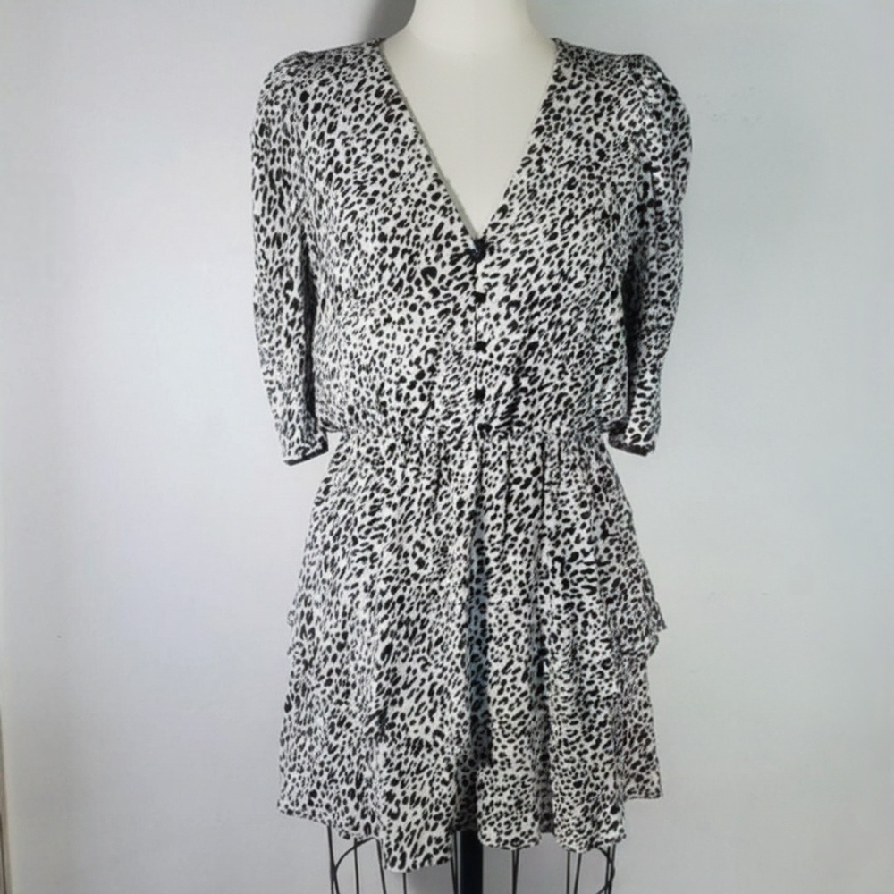 Zara Size M/L Dress Leopard Print Elastic Waist Puff Shoulder 3/4 Sleeve Buttons
